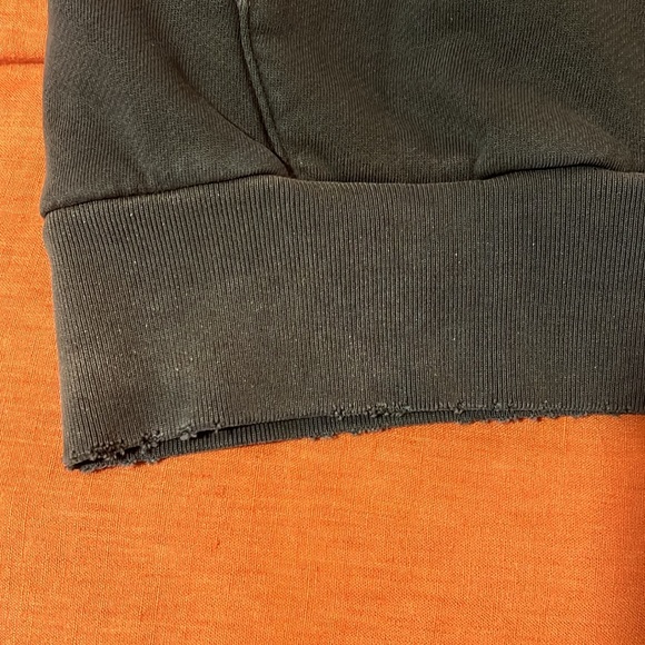 NWT Re/Done Men’s “Warthead” Sun Faded Black Hoody, Size Small - Picture 4 of 7